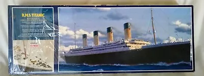 R.M.S. Titanic Minicraft 1/350 TH Scale Deluxe Model Kit Museum Quality - Sealed • $350