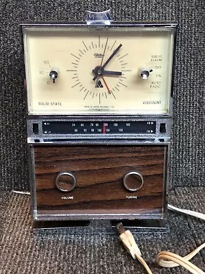 Vintage Viscount CR-980 Solid State AM/FM Clock Radio  • $39.99