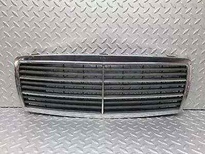 ⚙41801⚙ Mercedes-Benz W202 C200 Bonnet Grill Chrome 2028880323 • $186.75