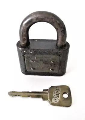 Antique Yale & Towne Titan Padlock Heavy Duty Lock W/ After Market Key Vtg AZ59 • $19.99