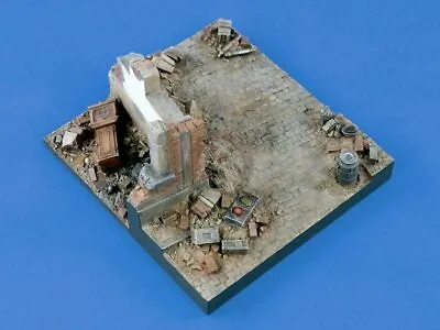 Verlinden 1/35 Street Section With Ruined House Corner WWII Diorama Base 1393 • $145.52