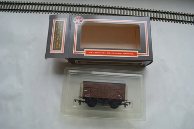 £10 • Buy Dapol 00 Gauge B98 12 Ton Xp Fruit/van Wagon W134251 Boxed-new