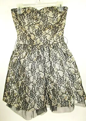 Women's Aggie Junior SZ M Black Lace Over Beige Strapless Dress Tulle Hem • $14.93