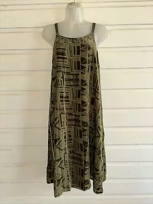 French Mason Sleeveless Raised Velvet A-Line Shift Dress Size M • $20