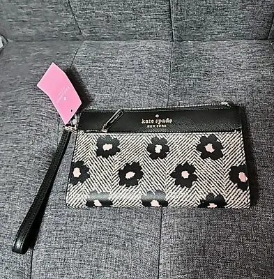 Kate Spade Love Staci Medium Double Zip Wristlet Wallet Pink Flowers $149 • $55