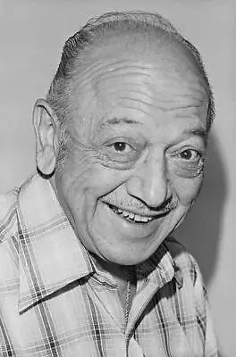 American Voice Actor And Comedian Mel Blanc 1977 OLD PHOTO 1 • $5.47