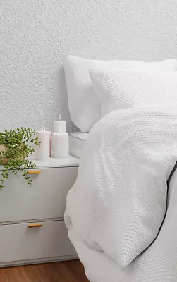 PRETTYLITTLE THING  WAFFLE 100% Polyester   King  Size  Duvet Cover Set WHITE • £22.99