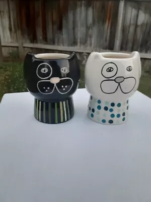 Black And White Ceramic Dog Planter Set. • $10