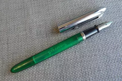Vintage Sheaffer Fountain Pen Green #2438 • $17.99
