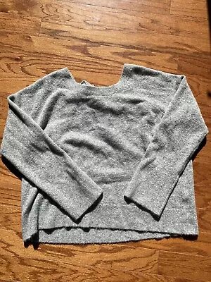 J Crew Gray Sweater With Bow In The Back Size XL • $16.65