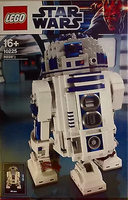Lego Star Wars R2-D2 UCS 10225 • $749.50