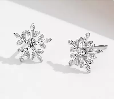 $9.98 • Buy S925 Sterling Silver CZ Inlay Shiny Snowflake Stud Earrings