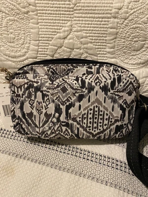Sakroots Lodi Smartphone Crossbody Jet BR BEU NWT Free Shipping • $55.62