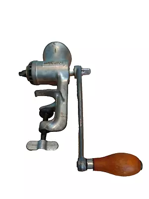 Vintage Universal Meat Grinder No 1 Heavy Duty Hand Crank Table Mount USA • $10.99
