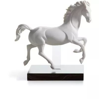 Lladro Gallop III Figurine 01016956 • $635