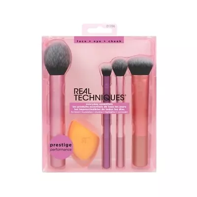 Real Techniques Everyday Essentials 5 Piece Makeup Brush & Sponge Set • $49.99