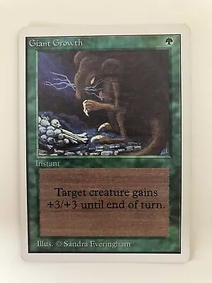 Magic The Gathering Card Game Unlimited Edition Green Card Giant Growth • £4.99