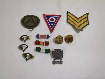 Vintage Military Collectibles Pins Patches Badges Crossed Guns Rifle Buttons  • $15