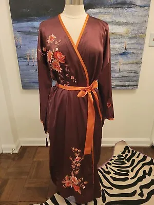 Vtg Flora Nikrooz Shiny Liquid Satin Kimono Sleeve Embroidered Asian Robe  L/XL • $65