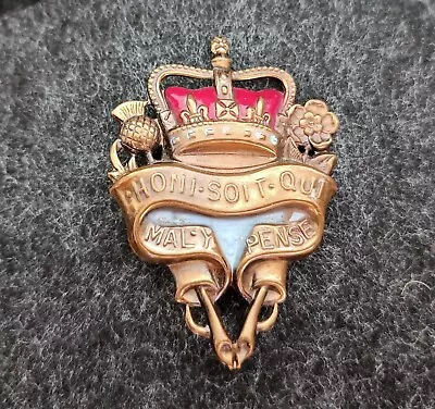 BRITANNIA Signed HONI SOIT QUI MAL Y PENSE Stamped Brass ORDER Of GARTER Brooch • £12.90