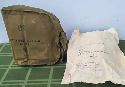 US Military Vietnam War M17 Protective Gas Mask Bag & SEALED Gas Mask (1966) • $105