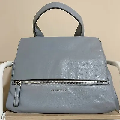 $600 • Buy Givenchy Medium Pandora Pure Shoulder Bag