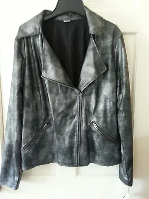 $24.99 • Buy Jockey Women's Metallic Python Look Jacket  Size 14  NWT