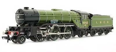 Bachmann 35-201Z 'Kings Own Yorkshire Light Infantry' LNER Class V2 No.4843 • £169.95