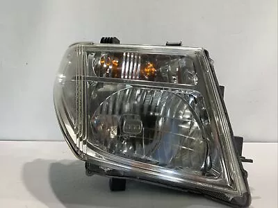 Nissan Pathfinder R51 Right Headlight Navara D40 05/05-06/07 2007 • $175