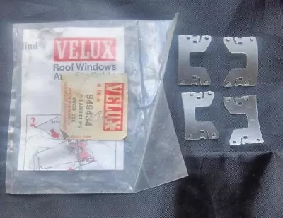 Velux Venetian Blind Lamel Clips For Under Top Venetian Blind Slat Part # 949434 • $34.80