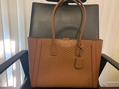 Michael Kors Kali Large Shoulder Tote W/ Laptop Case Vegan Leather Luggage • $159.99