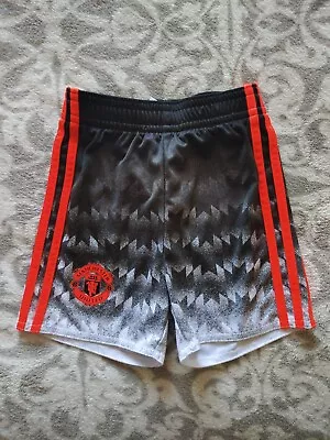 Manchester United Shorts 6-9 Months • $5.60