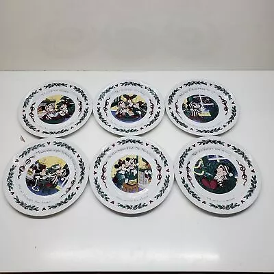 Set Of 6 Disney Mickey Mouse Christmas Dinner Plates • $9.99