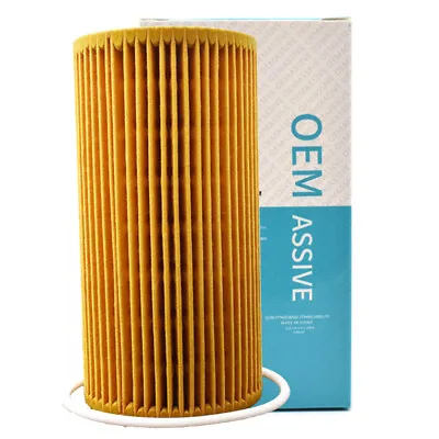 Oil Filter For VOLVO C30 C70 II S40 S60 I V50 V60 XC60 XC70 1421704 8692305 NEW • $7.52