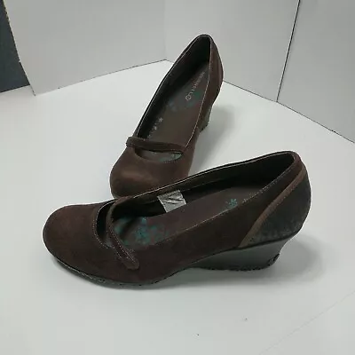 Merrell Mary Janes Wedges Petunia Print Suede 2 Inch Heel Womens Brown Size 8 • $24.50