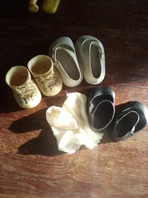 Vintage Lot Of Old Doll Shoes And Socks • $12.99