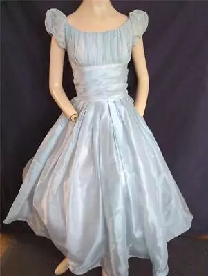 1950's VINTAGE LIGHT BLUE SILK CHIFFON FULL METAL ZIPPER PROM DRESS 32  BUST • $59.99