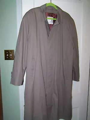 Londontowne Men's Trench Coat 46R Zip Out Lining • $59