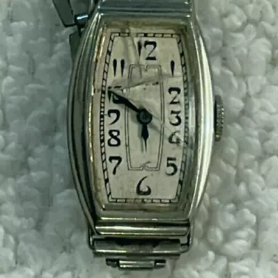 Vintage Jewelry 1930s Ladies Hamilton Watch “W 10K GOLD FILLED” Cracked Crystal • $4.99