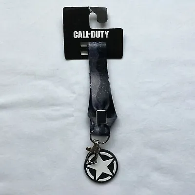 Call Of Duty WWII Lanyard With Keychain Star Collector Official  NEW  • £5.90