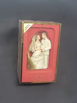 👰LENOX 2005 Bride And Groom Christmas Ornament/Cake Topper W/Box EUC • $20