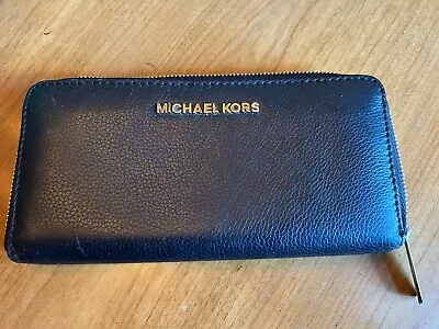 Michael Kors Women's Black Pebbled Leather Zip Around Gold Logo Wallet • $24.95