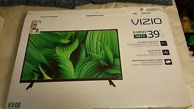 VIZIO 39  D39HN-E0 720P LED TV With Feet Cracked Screen Powers On • $45