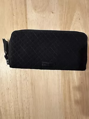 Vera Bradley RFID Bifold Wallet Classic Black Microfiber Zip Around • $20