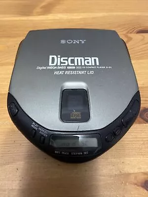 Vintage Sony Discman Portable CD Player D-171 Digital Mega Bass FULLY FUNCTIONAL • $26.99