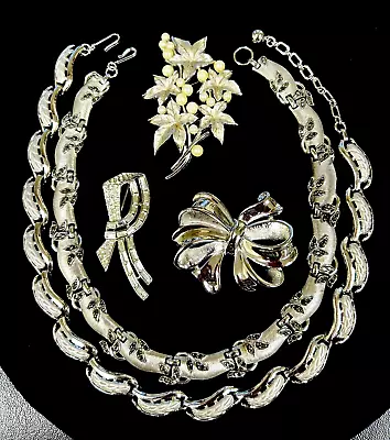 Vintage Lot Trifari 5 Pc Signed Silvertone 2 Necklaces And 3 Brooches Pearl • $76