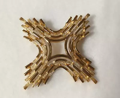 CROWN TRIFARI Textured Abstract Modern Openwork  Pin Brooch Vintage • $9.99