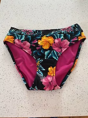 BNWT  Bra’s & Thing’s Size 10 Floral Hipster Bikini Bottoms-RRP $34.99- • $7