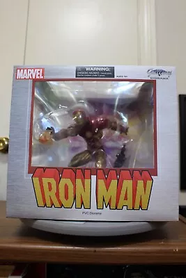 Marvel Diamond Gallery Classic Comic Version Iron Man PVC Diorama Tony Stark • $0.99