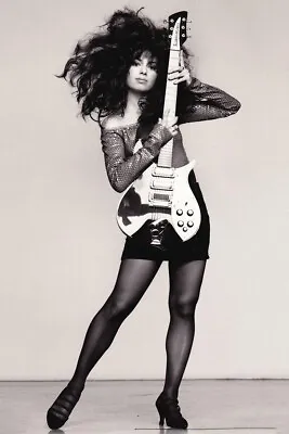 Susanna Hoffs 80s 90s Pop Music Singer Star Wall Art Home Decor - POSTER 20x30 • $23.99